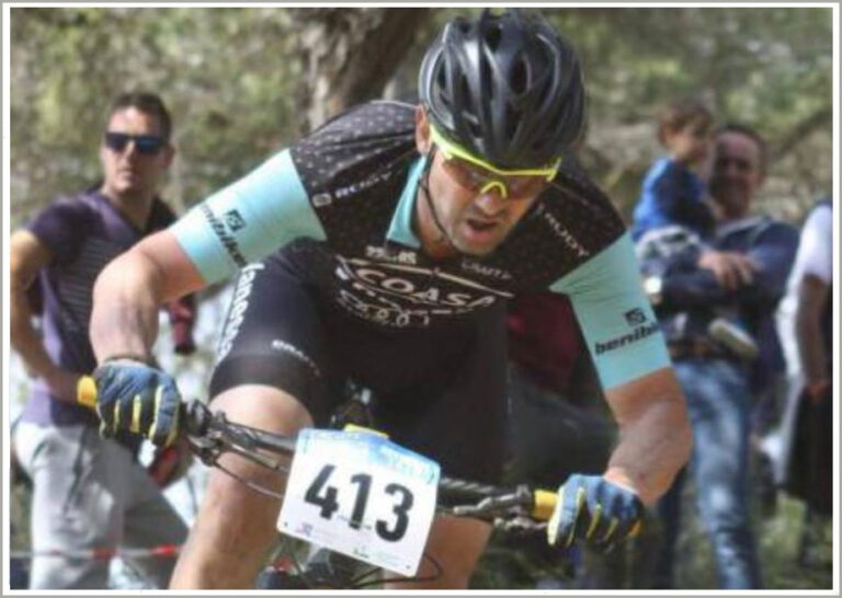 Coasa patrocinador de mountain bike